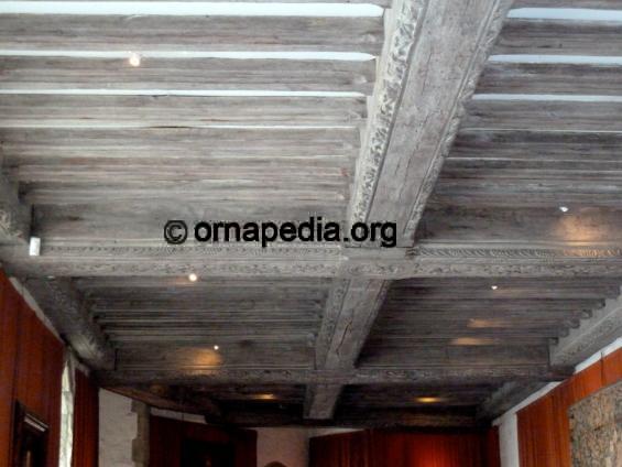 Carved Oak Beams The Decorative Arts Library Ornapedia